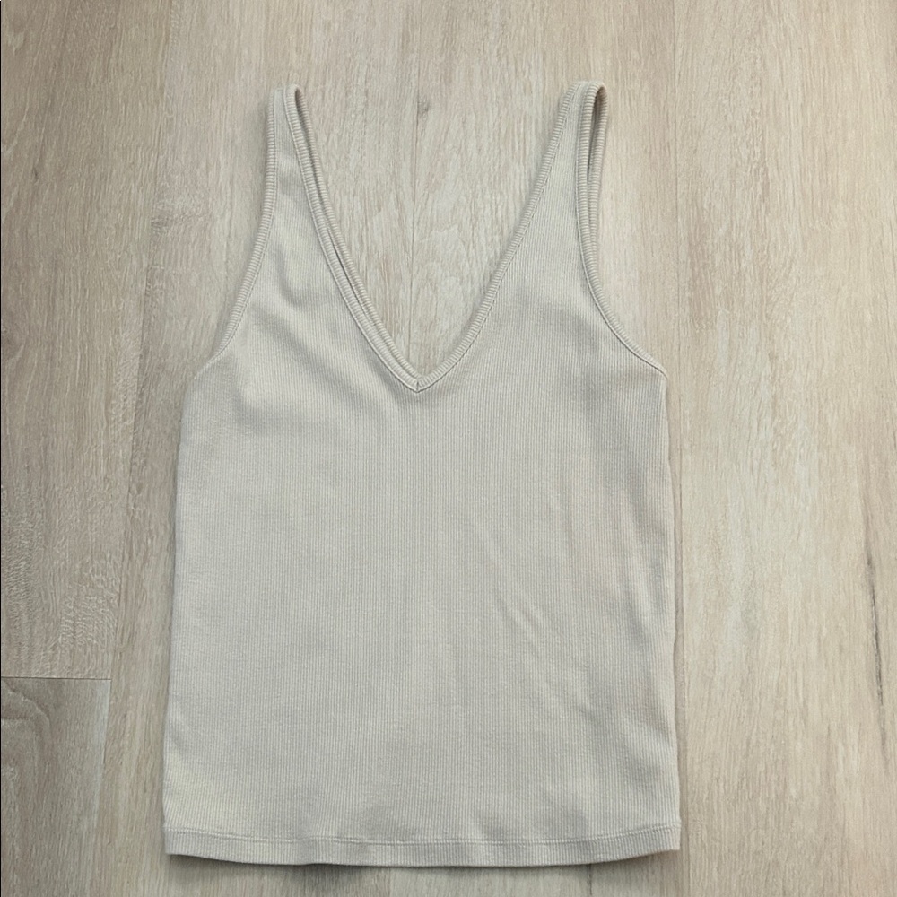 Abercrombie Essential Rib Tuckable V-Neck Tank
